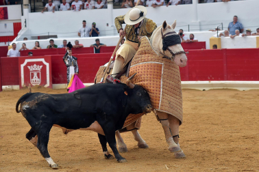 Imágenes de la novillada de las fiestas de Peralta