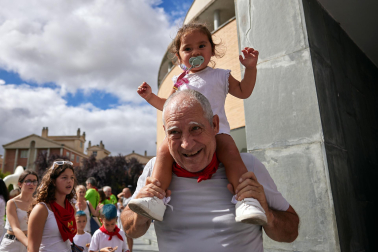 Fotos del cohete de fiestas de Zizur Mayor 2023.