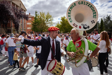 Fotos del cohete de fiestas de Zizur Mayor 2023.