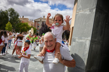 Fotos del cohete de fiestas de Zizur Mayor 2023.