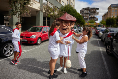 Fotos del cohete de fiestas de Zizur Mayor 2023.