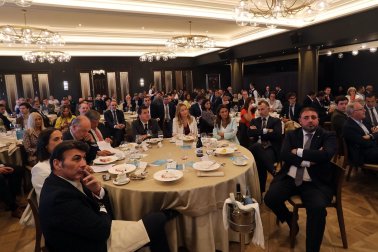 Fotos de la entrega del Premio a la Directiva del año 2023 a Raquel Gascó Caro
