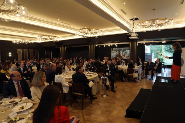 Fotos de la entrega del Premio a la Directiva del año 2023 a Raquel Gascó Caro