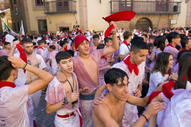 Fotos del cohete de las fiestas de Corella 2023./
