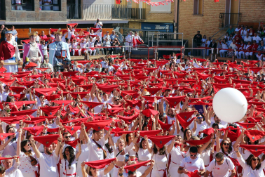 Inicio festivo en Cortes.