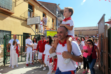 Inicio festivo en Cortes.