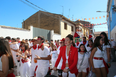 Inicio festivo en Cortes.