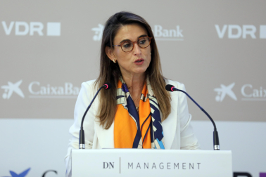 Asistentes al desayuno empresarial con María Iraburu, rectora de la Universidad de Navarra
