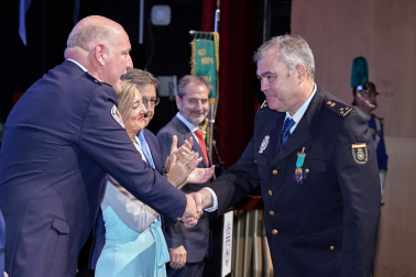 Fotos de los actos con motivo de la festividad de San Miguel, patrón de la Policía Municipal de Pamplona
