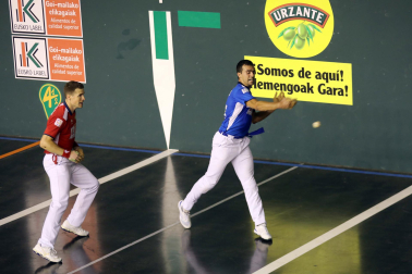 Partido del Cuatro y Medio en Aoiz entre Artola y Agirre