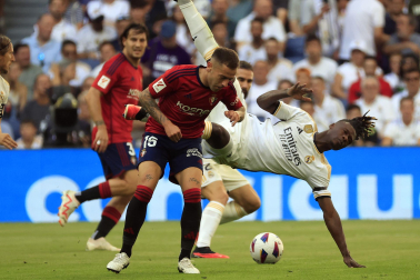 Jugadas del encuentro de la Jornada 9 de LaLiga EA Sports entre rojillos y merengues disputado en el Santiago Bernabéu