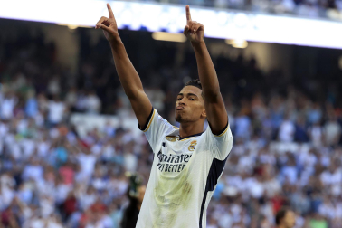 Jugadas del encuentro de la Jornada 9 de LaLiga EA Sports entre rojillos y merengues disputado en el Santiago Bernabéu