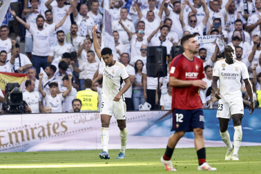 Jugadas del encuentro de la Jornada 9 de LaLiga EA Sports entre rojillos y merengues disputado en el Santiago Bernabéu