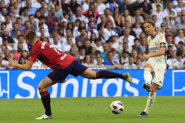Jugadas del encuentro de la Jornada 9 de LaLiga EA Sports entre rojillos y merengues disputado en el Santiago Bernabéu