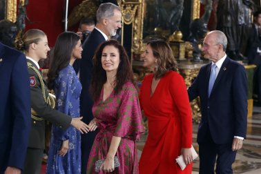 Recepción de los reyes en el Palacio Real, a la que este año se ha sumado la princesa Leonor.