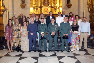 CASCANTE La Guardia Civil de Cascante inició ayer su fiesta con una misa en la iglesia de la Asunción oficiada por el nuevo párroco, Francisco Javier Aramendía, y con la presencia de los alcaldes, además de la ciudad, de Ablitas, Barillas, Monteagudo y Tulebras.