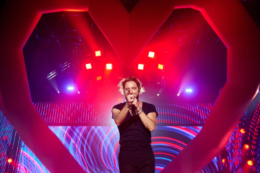 Fotos del concierto de Manuel Carrasco en el Navarra Arena. /