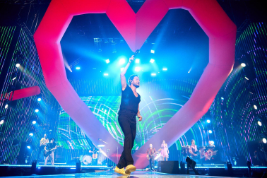 Fotos del concierto de Manuel Carrasco en el Navarra Arena. /