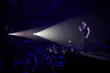 Fotos del concierto de Manuel Carrasco en el Navarra Arena. /