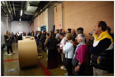 Visita a Diario de Navarra de los suscriptores más antiguos./