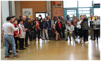 Visita a Diario de Navarra de los suscriptores más antiguos./