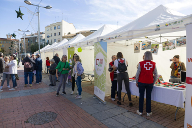 Fotos de la Feria de Entidades Sociales de Tudela