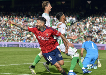 Fotos del Betis 2-1 Osasuna de la jornada 11./