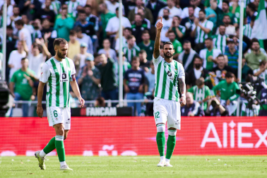 Fotos del Betis 2-1 Osasuna de la jornada 11./