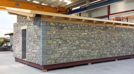 Estructura de vivienda modular en la nave de Aldocain en el polígono Errekaldea de Beriáin