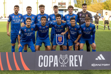 Encuentro de primera ronda de la Copa del Rey 2023/2024 entre C.D. Valle de Egüés y Teruel en el Municipal del Valle de Aranguren