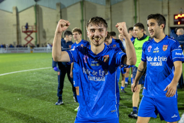 Encuentro de primera ronda de la Copa del Rey 2023/2024 entre C.D. Valle de Egüés y Teruel en el Municipal del Valle de Aranguren