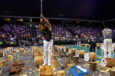 Fotos del campeonato de Aizkora en el Navarra Arena.
