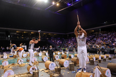 Fotos del campeonato de Aizkora en el Navarra Arena.