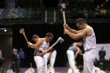 Fotos del campeonato de Aizkora en el Navarra Arena.