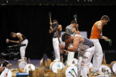 Fotos del campeonato de Aizkora en el Navarra Arena.