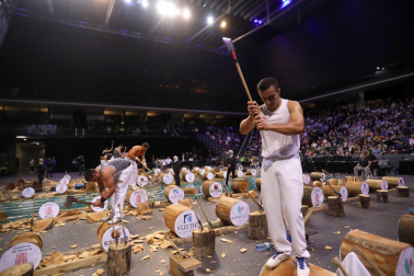 Fotos del campeonato de Aizkora en el Navarra Arena.