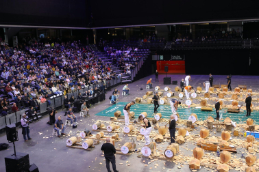 Fotos del campeonato de Aizkora en el Navarra Arena.