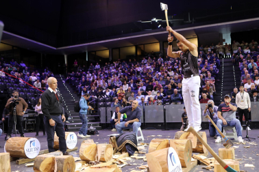 Fotos del campeonato de Aizkora en el Navarra Arena.