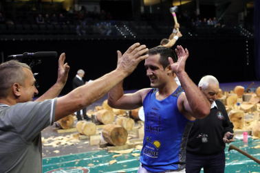 Fotos del campeonato de Aizkora en el Navarra Arena.