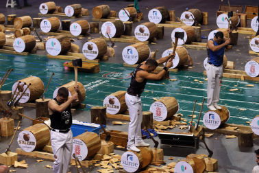 Fotos del campeonato de Aizkora en el Navarra Arena.