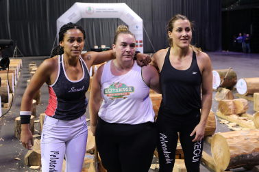 Fotos del campeonato de Aizkora en el Navarra Arena.