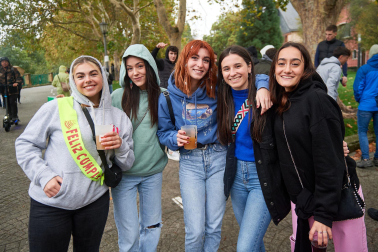 Fotos de la Carpa Universitaria de otoño en la Ciudad Deportiva Amaya.