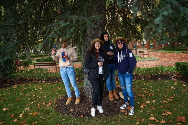 Fotos de la Carpa Universitaria de otoño en la Ciudad Deportiva Amaya.