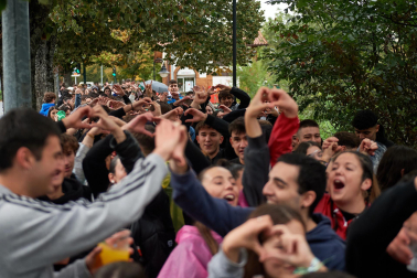 Fotos de la Carpa Universitaria de otoño en la Ciudad Deportiva Amaya.