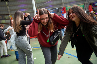Fotos de la Carpa Universitaria de otoño en la Ciudad Deportiva Amaya.