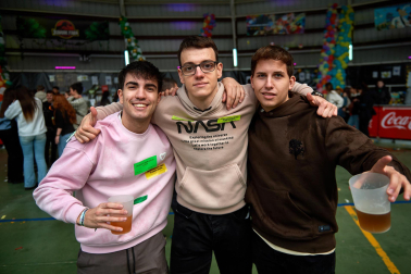 Fotos de la Carpa Universitaria de otoño en la Ciudad Deportiva Amaya.