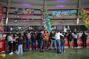 Fotos de la Carpa Universitaria de otoño en la Ciudad Deportiva Amaya.