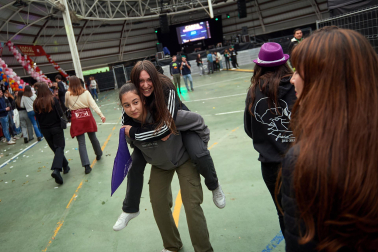 Fotos de la Carpa Universitaria de otoño en la Ciudad Deportiva Amaya.