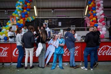Fotos de la Carpa Universitaria de otoño en la Ciudad Deportiva Amaya.