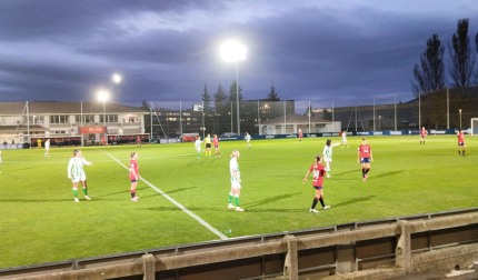 Las rojillas y las verdiblancas, en el choque de Copa de la Reina en Tajonar